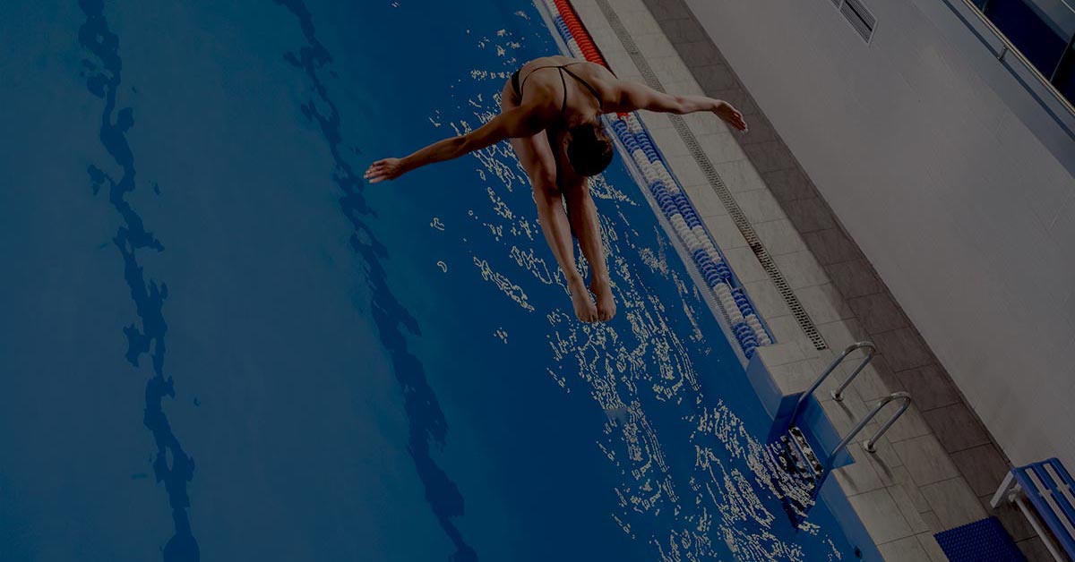 Competitive diver representing the transition from QuickBooks Online to Gravity Software
