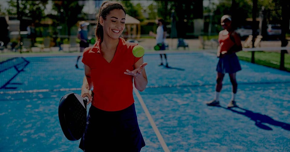 woman-paddle-tennis-collaboration-seamless-automation